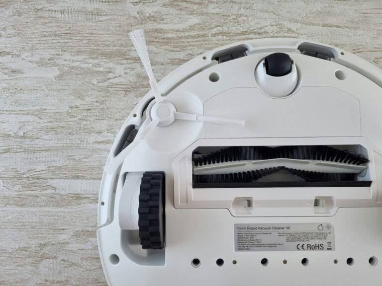 Cleaning appliances