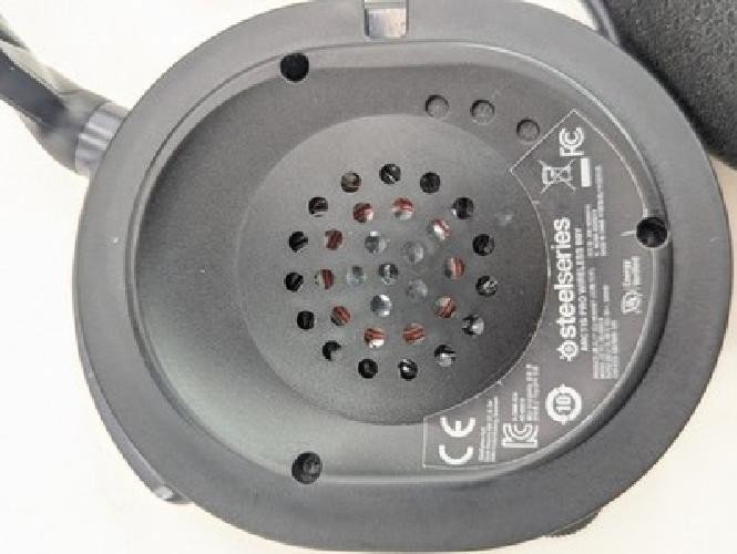 SteelSeries Arctis Pro Wireless Headset Replacement - UNIT ONLY - NO RECEIVER 5 SteelSeries Arctis Pro Wireless Headset Replacement - UNIT ONLY - NO RECEIVER - Image 5