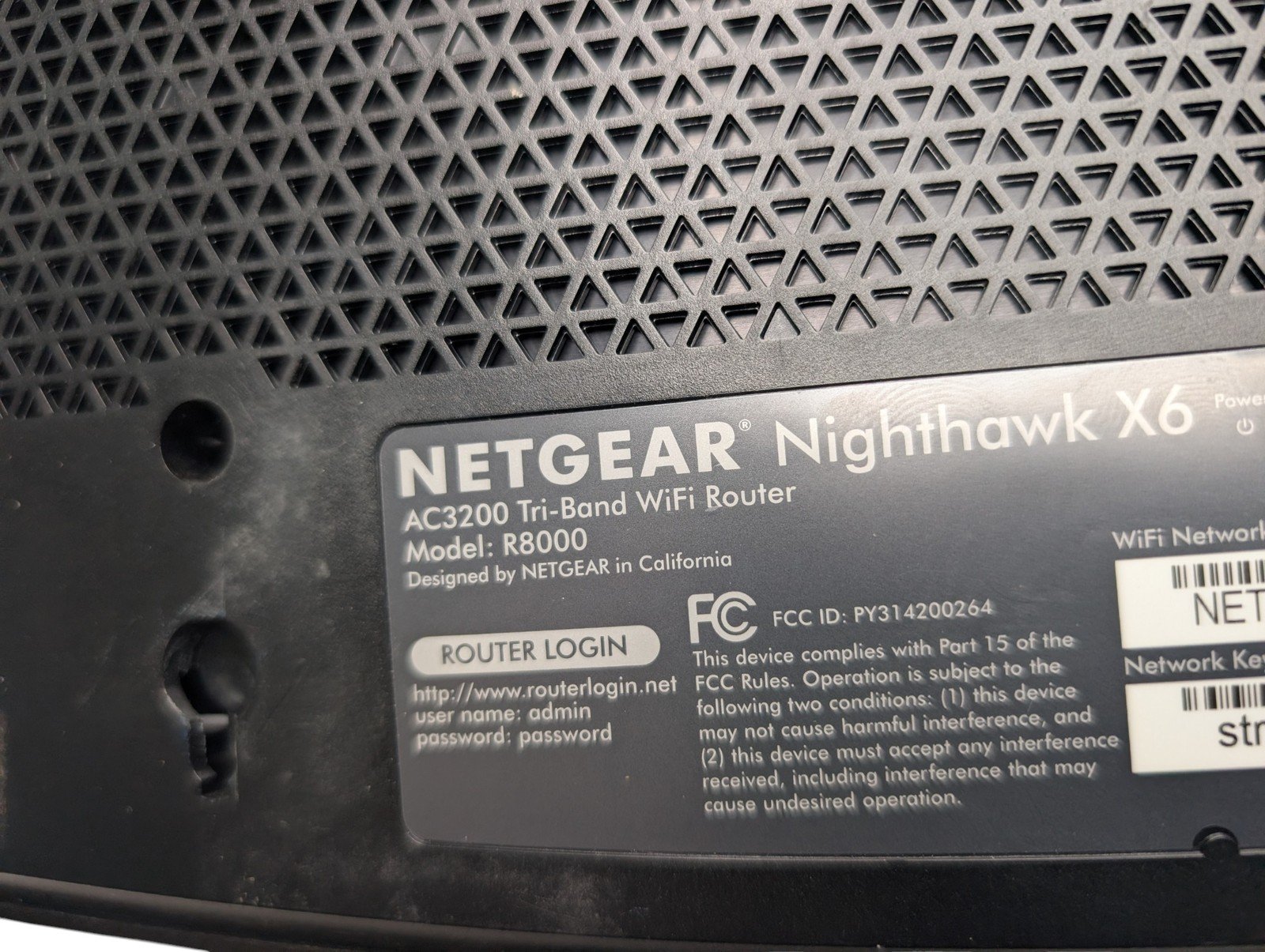 NETGEAR Nighthawk X6 R8000 AC3200 Tri-Band WiFi Router w/ Adapter & Cable - Image 2