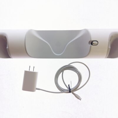 Anker Charging Dock for Oculus Quest 2 VR Headset and Controllers - White