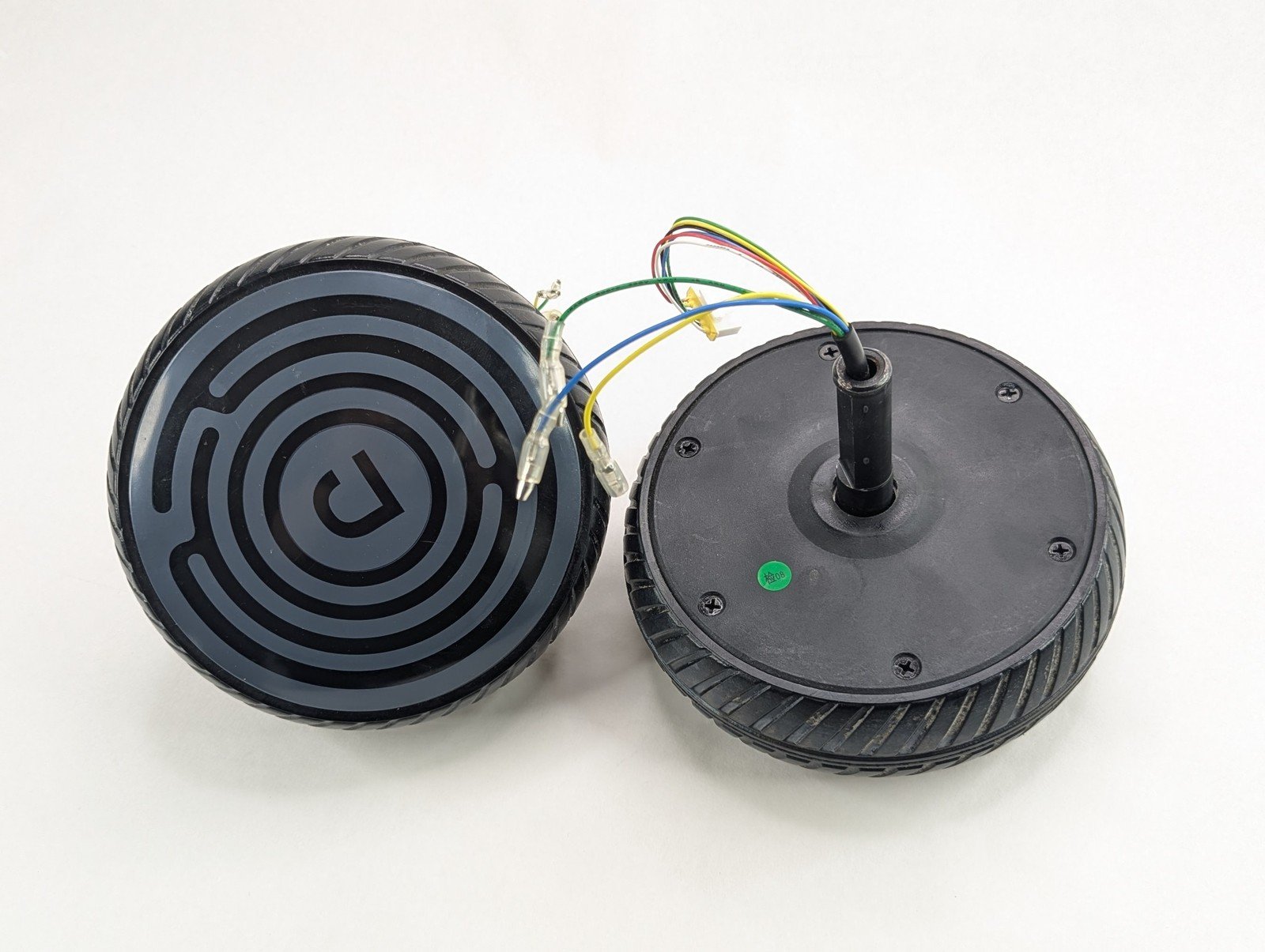 Jetson Sync Balance Board Replacement Wheels (Pair) 1 Jetson Sync Balance Board Replacement Wheels (Pair)