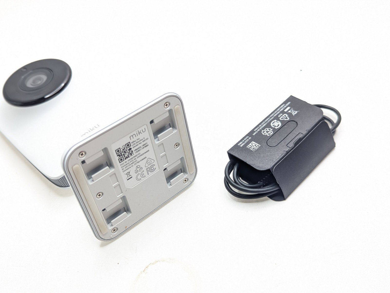 Miku Life Monitor II Smart Baby Monitor - White 4 Miku Life Monitor II Smart Baby Monitor - White - Image 4