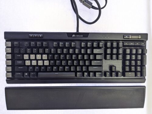 Corsair K95 RGB PLATINUM Mechanical Gaming Keyboard, Backlit RBG LED - Image 4