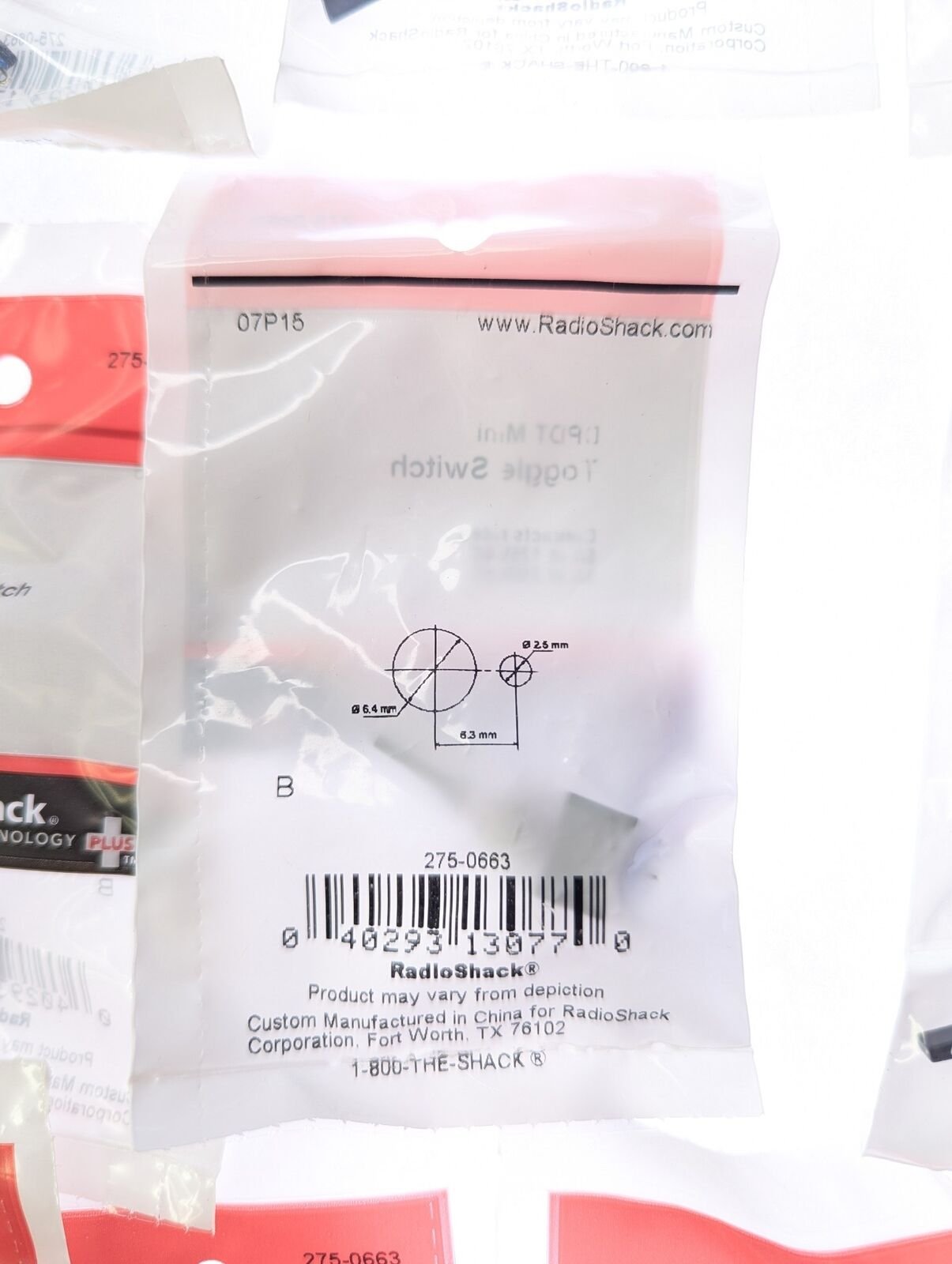RadioShack 2750663 DPDT Mini Toggle SW 6A 125Vac, PACK OF 14 3 RadioShack 2750663 DPDT Mini Toggle SW 6A 125Vac, PACK OF 14 - Image 3